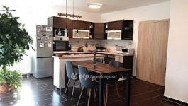 Eladó lakás Veszprém