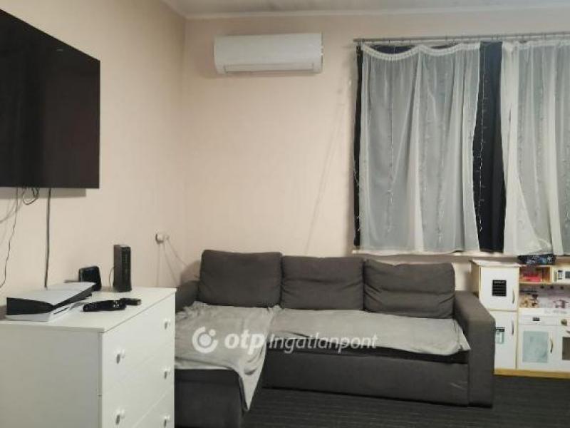 Eladó családi ház Budapest