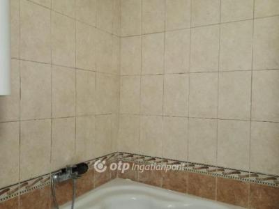 Eladó családi ház Budapest