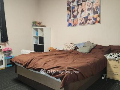 Eladó családi ház Budapest