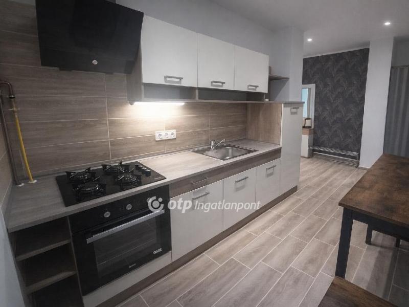 Eladó lakás Debrecen