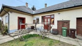 Eladó családi ház Nyírbátor