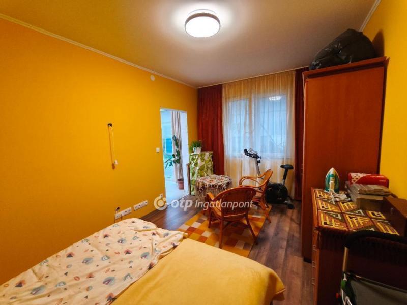 Eladó családi ház Kiskunlacháza