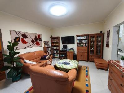 Eladó családi ház Kiskunlacháza