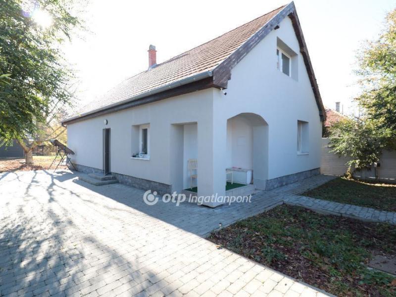 Eladó családi ház Ráckeve