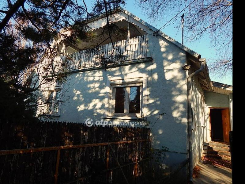 Eladó családi ház Páty