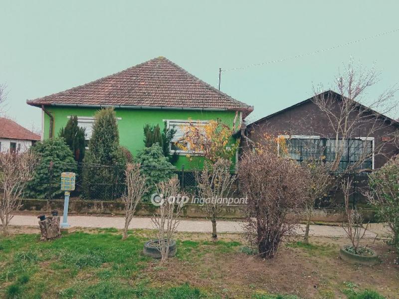 Eladó családi ház Méhtelek