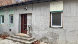 Eladó lakás Csongrád