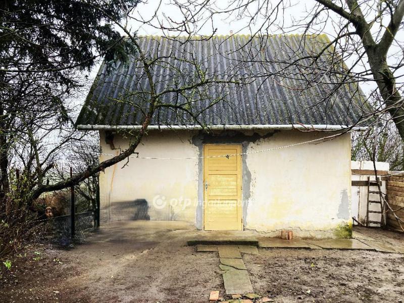 Eladó családi ház Szentes