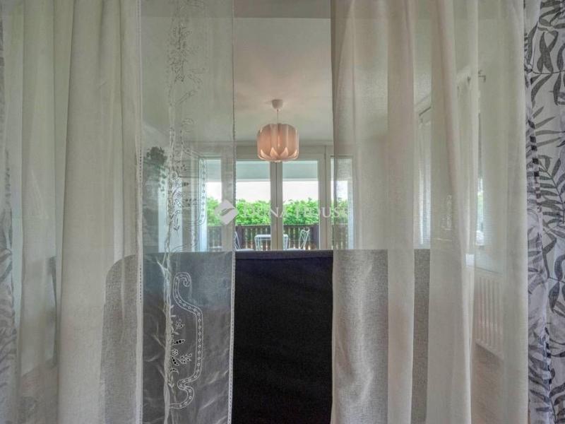 Eladó családi ház Domony