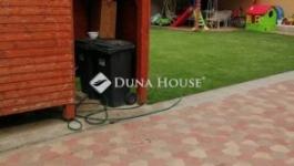 Eladó családi ház Úri