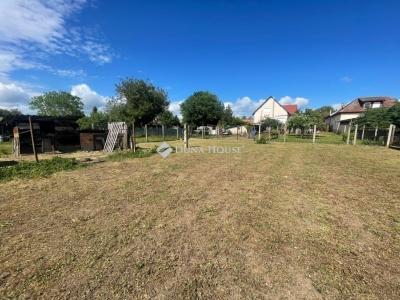 Eladó családi ház Bag