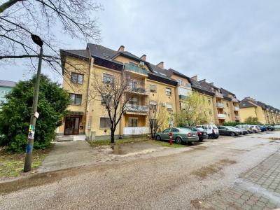 Eladó lakás Tököl