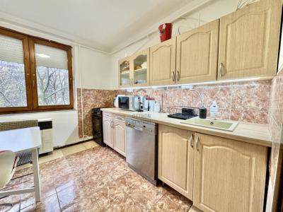 Eladó lakás Tököl