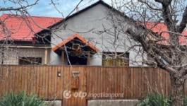 Eladó családi ház Tárnok