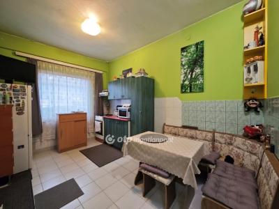 Eladó családi ház Budapest