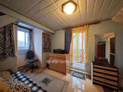 Eladó családi ház Budapest