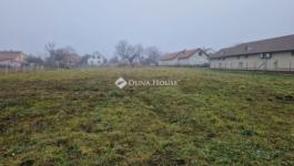 Eladó lakóövezeti telek Monor