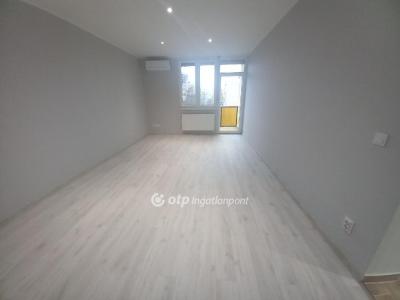 Eladó lakás Debrecen