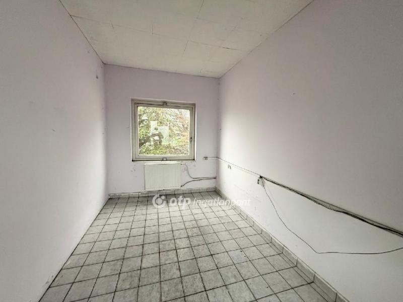 Eladó családi ház Budapest