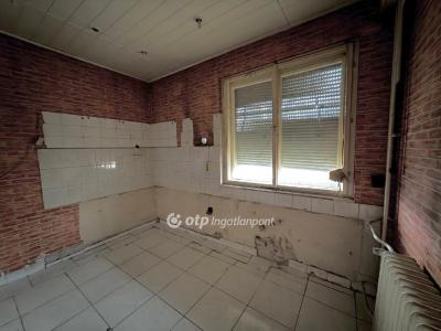 Eladó családi ház Budapest