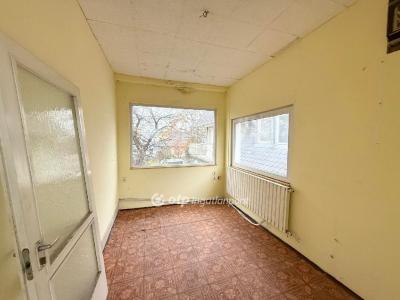 Eladó családi ház Budapest