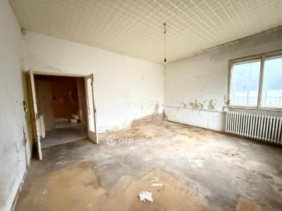 Eladó családi ház Budapest