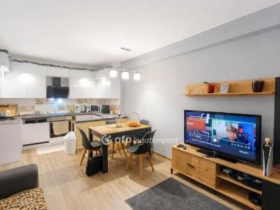 Eladó lakás Dunaújváros