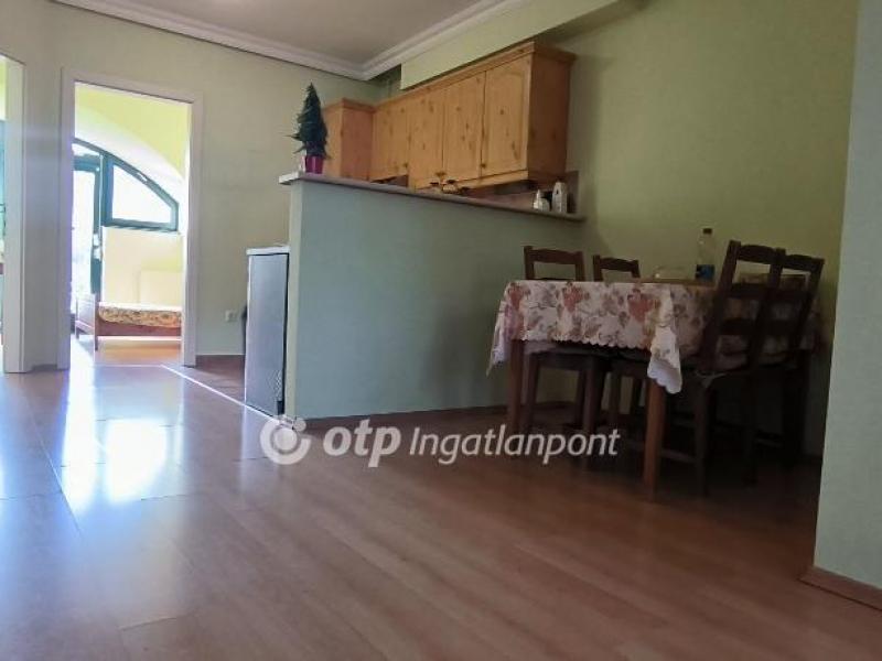 Eladó lakás Békéscsaba