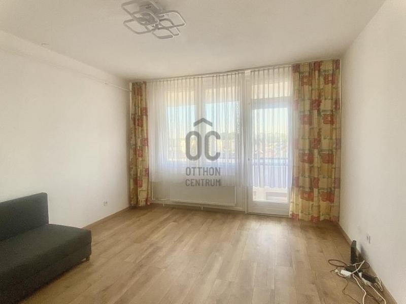 Eladó lakás Zalaegerszeg