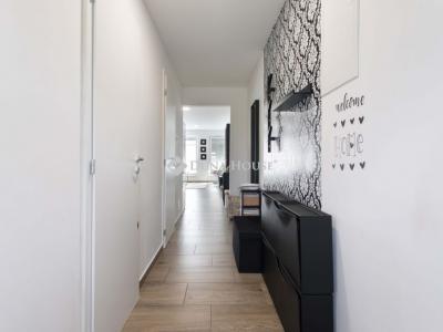 Eladó lakás Nagyszentjános