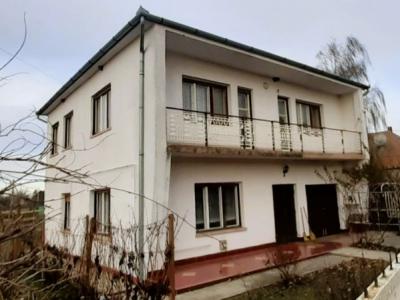 Eladó családi ház Dánszentmiklós