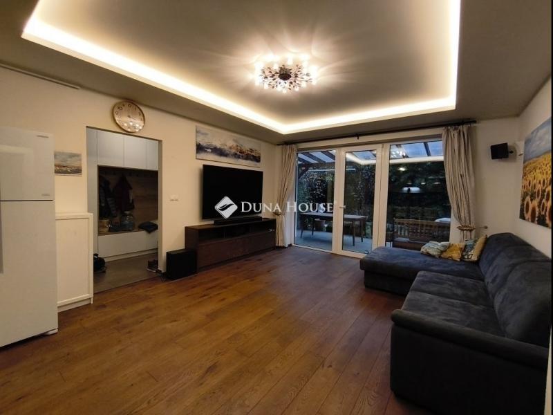 Eladó lakás Gödöllő