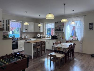 Eladó családi ház Erdőkertes