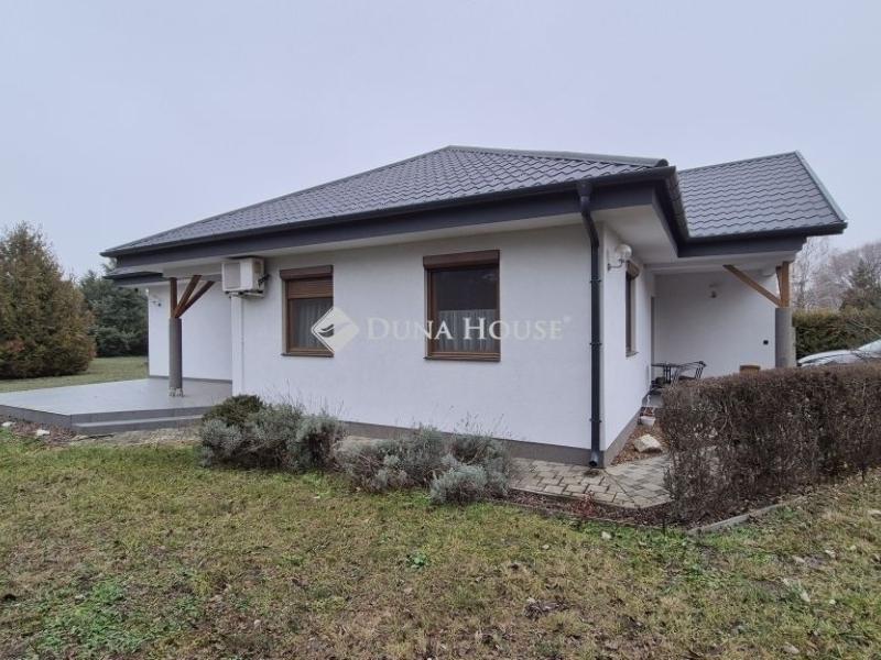 Eladó családi ház Kecskemét