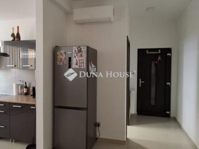 Kiadó lakás Taksony