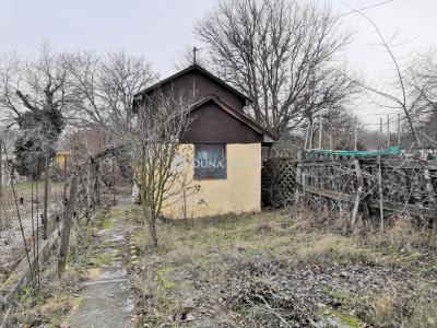 Eladó tanya Budapest