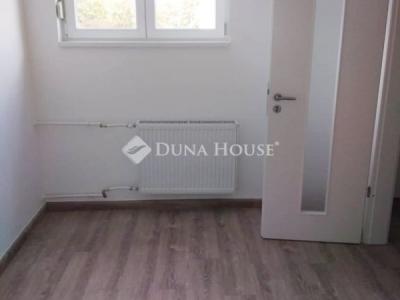 Eladó lakás Pécs