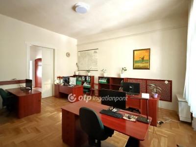 Eladó lakás Székesfehérvár