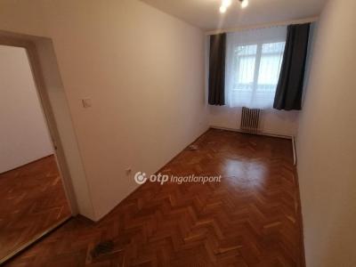 Eladó lakás Debrecen