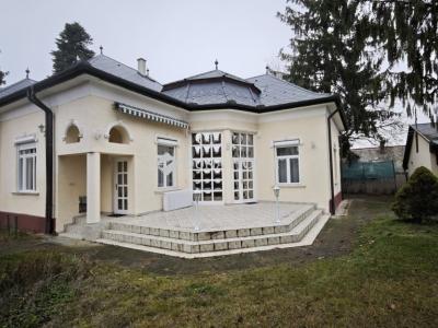 Eladó családi ház Dunakeszi