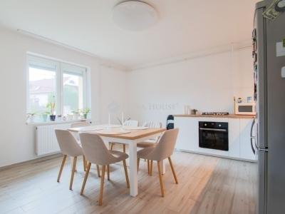 Eladó családi ház Budapest