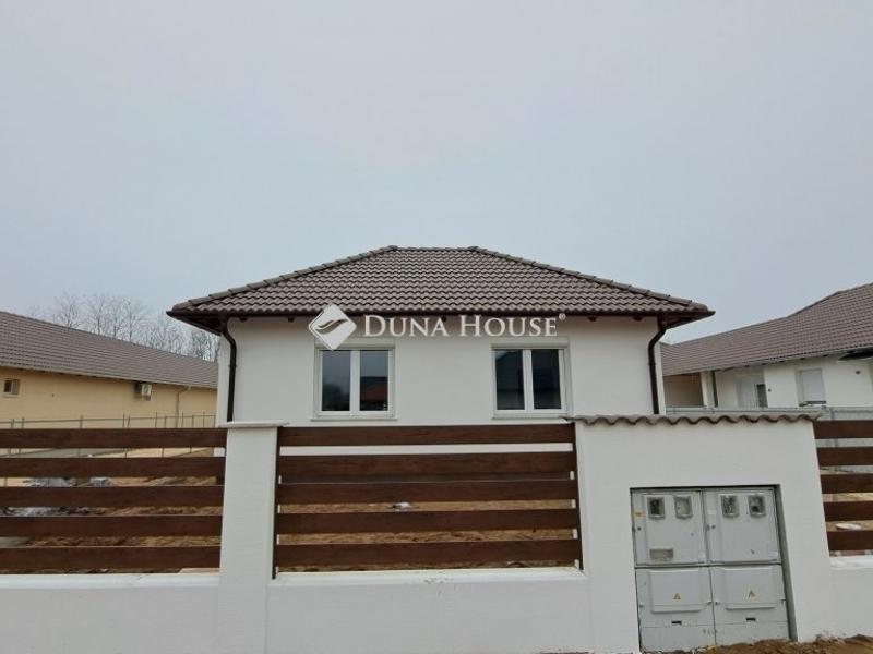 Eladó ikerház Vasad