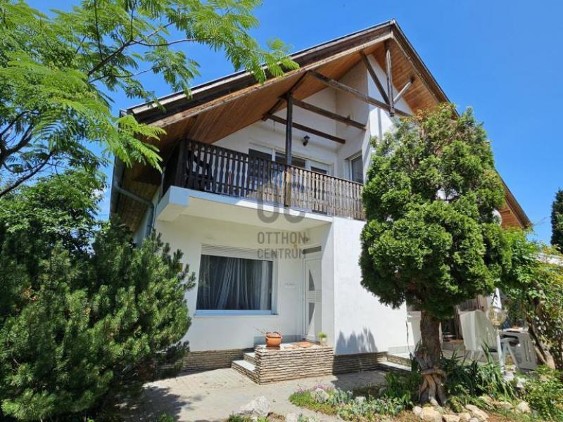 Eladó nyaraló Balatonboglár