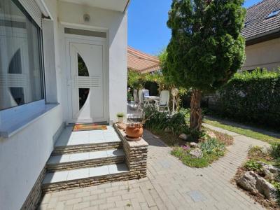 Eladó nyaraló Balatonboglár