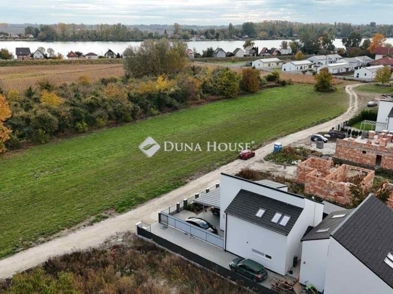 Eladó lakás Ráckeve