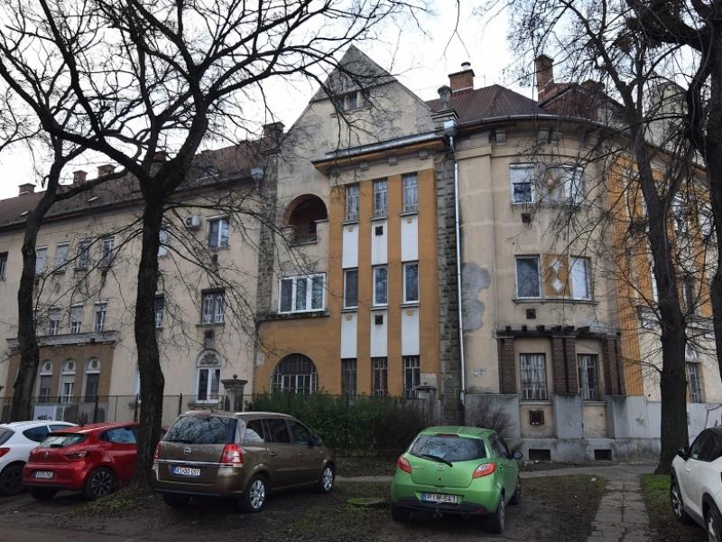 Eladó lakás Debrecen