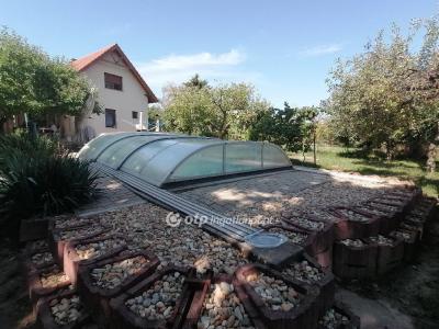 Eladó családi ház Orosháza
