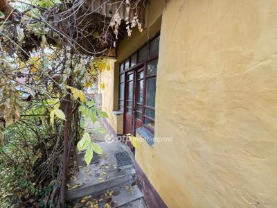 Eladó családi ház Hajdúnánás