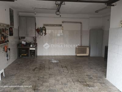 Eladó családi ház Pécs